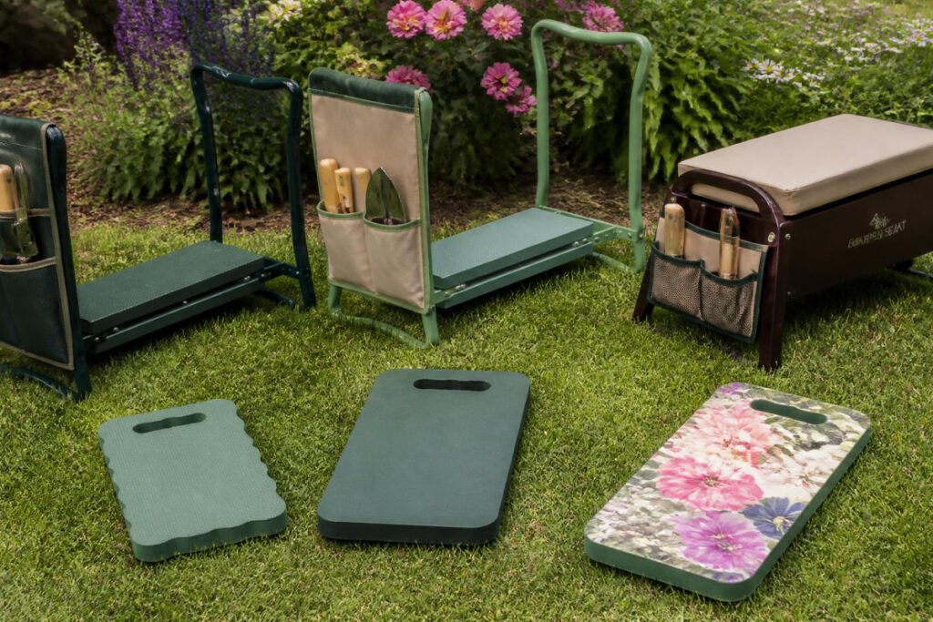 7 Best Garden Kneelers Kneeling Pads for Pain Free Gardening Proven Top Picks Buying Guide 1